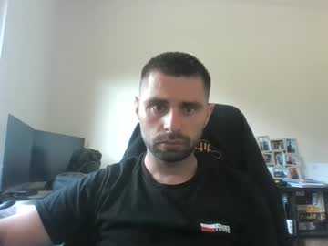 1kamilkamil11