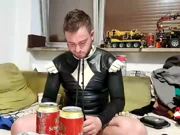 latexmaid69