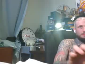 mgk279